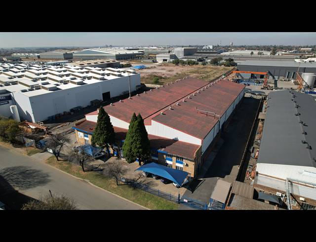 2,000M² FACTORY TO LET IN ROODEKOP